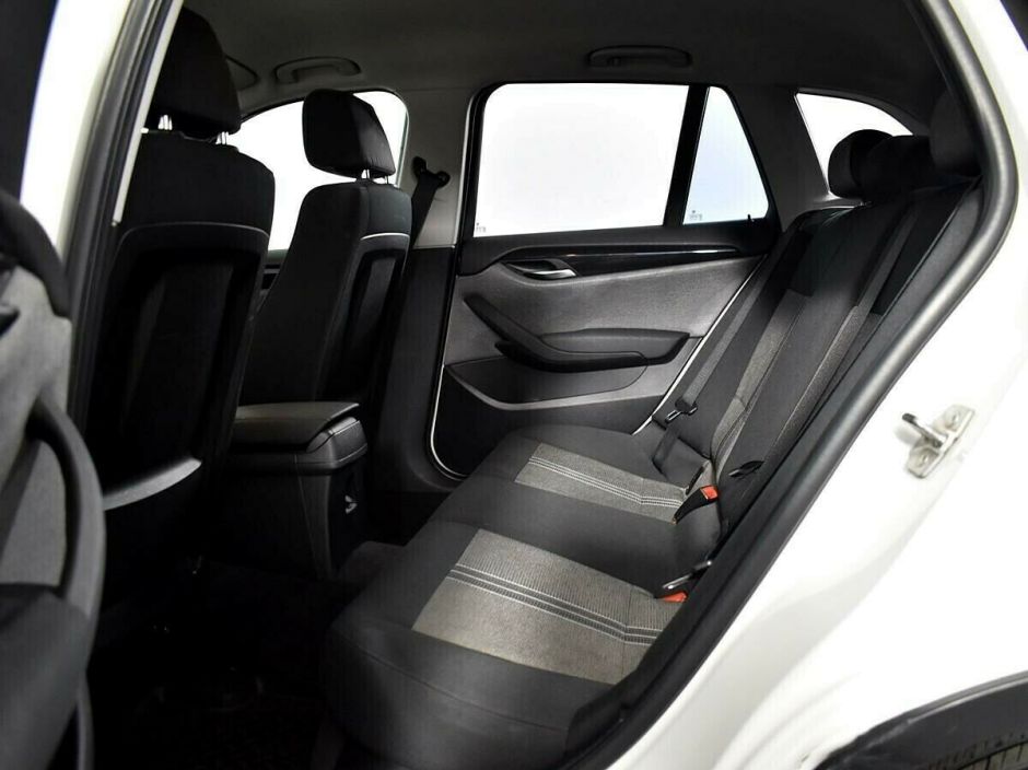 BMW X1, 2.0 л, АТ, 2012 фото 1