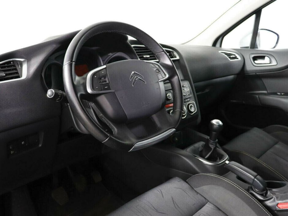 Citroen C4, 1.6 л, МТ, 2013 фото 7