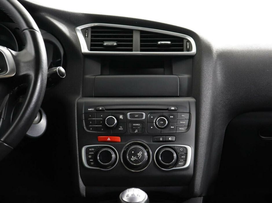 Citroen C4, 1.6 л, МТ, 2013 фото 2