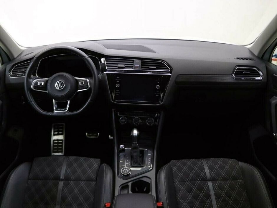 Volkswagen Tiguan, 2.0 л, АТ, 2018 фото 7