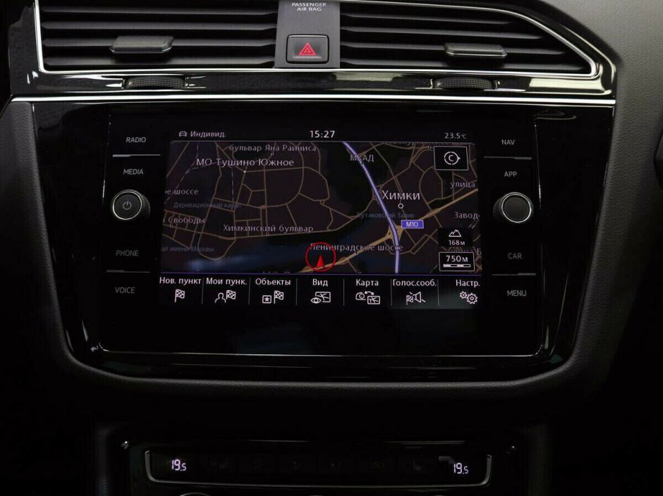 Volkswagen Tiguan, 2.0 л, АТ, 2018 фото 11