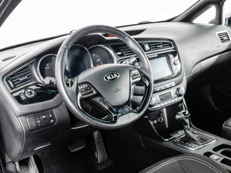 Kia Ceed, 1.6 л, АТ, 2016 фото 1
