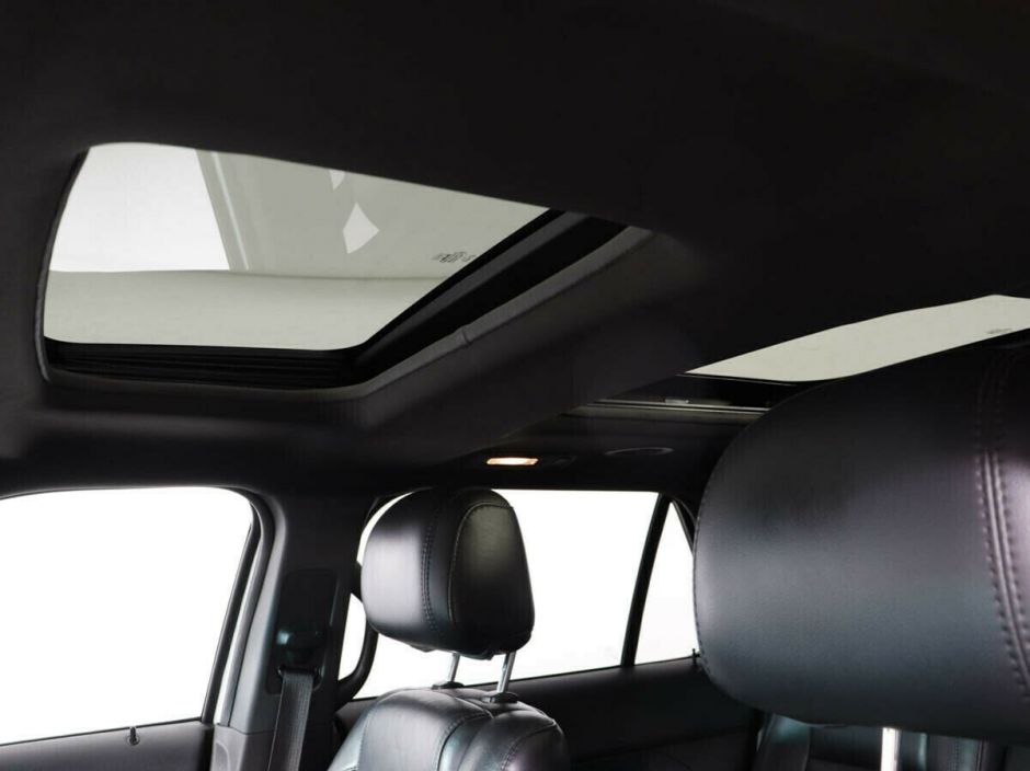 Ford Explorer, 3.5 л, АТ, 2012 фото 2