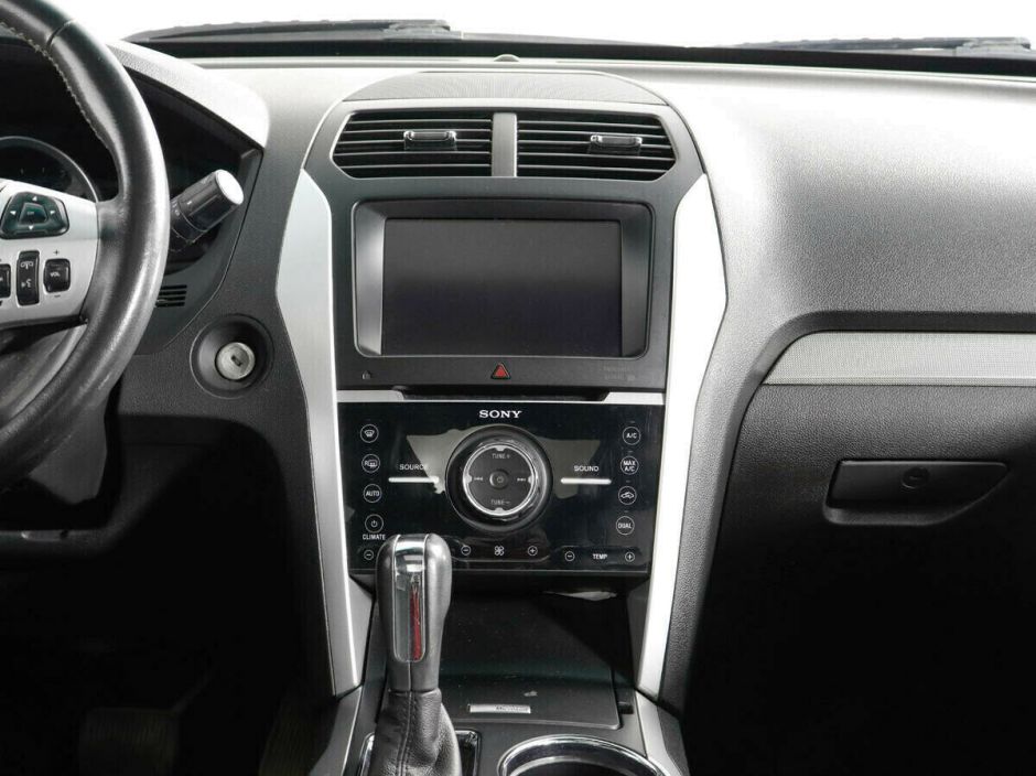 Ford Explorer, 3.5 л, АТ, 2013 фото 8