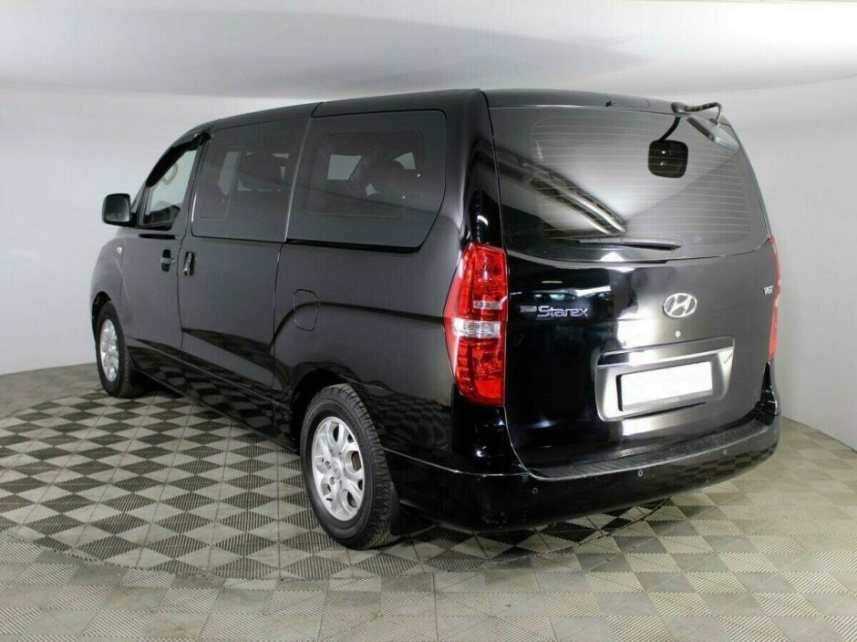 Hyundai Grand Starex, 2.5 л, АТ, 2013 фото 5