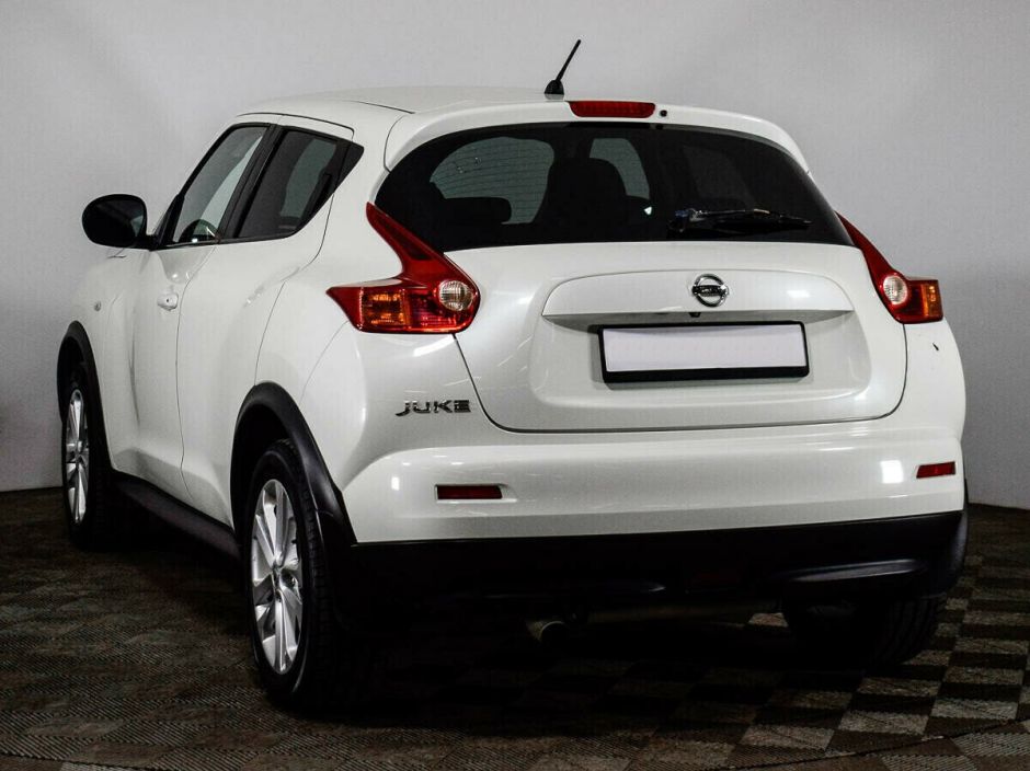 Nissan Juke, 1.6 л, Вариатор, 2012 фото 6