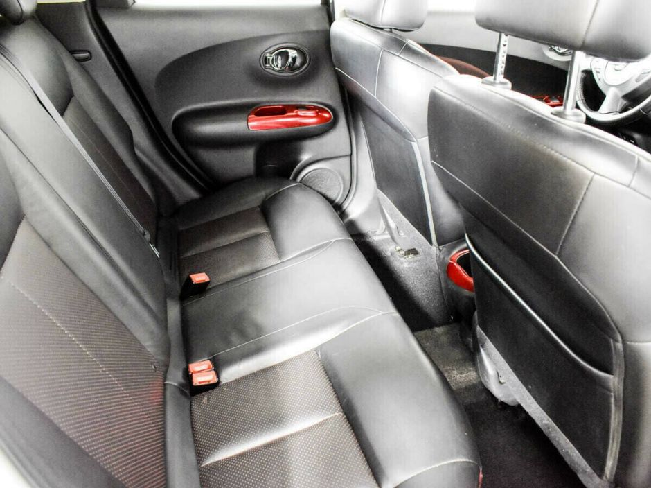 Nissan Juke, 1.6 л, Вариатор, 2010 фото 1