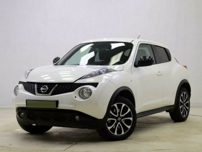 Nissan Juke, 1.6 л, МКПП, 2013 фото 3