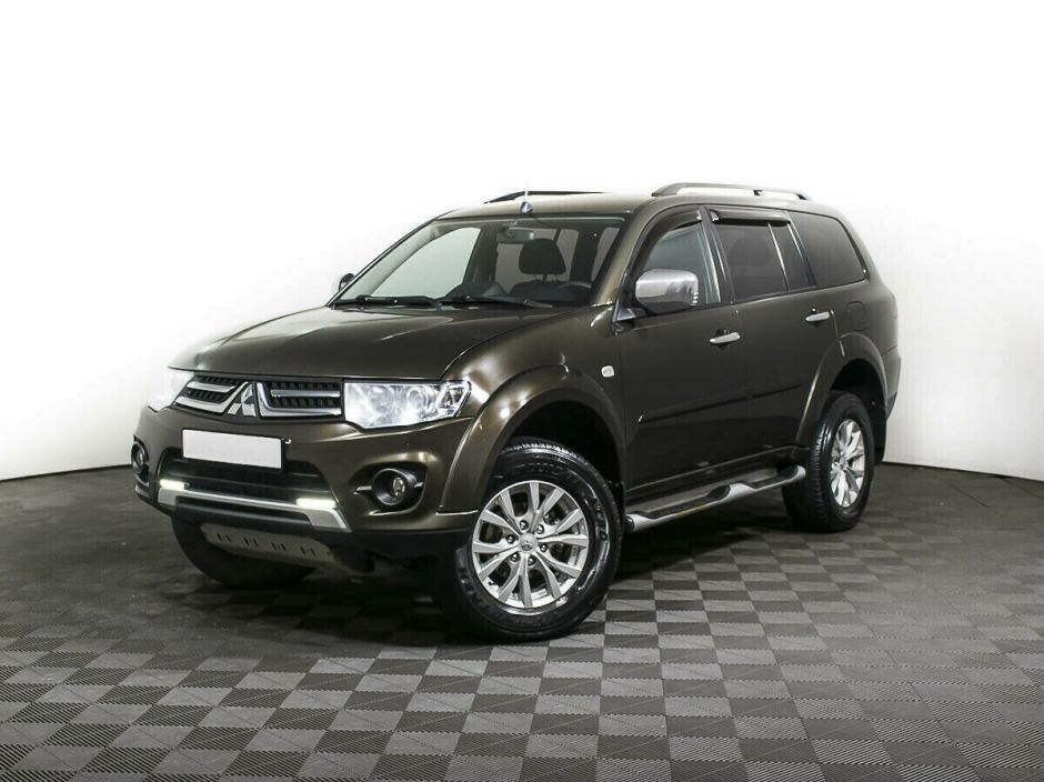 Mitsubishi Pajero Sport, 2.5 л, АТ, 2014 фото 3