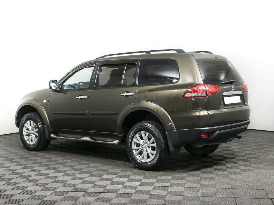 Mitsubishi Pajero Sport, 2.5 л, АТ, 2014 фото 5