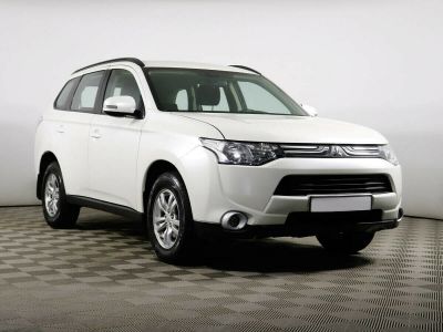 Mitsubishi Outlander, 2.0 л, CVT, 2013 фото 4