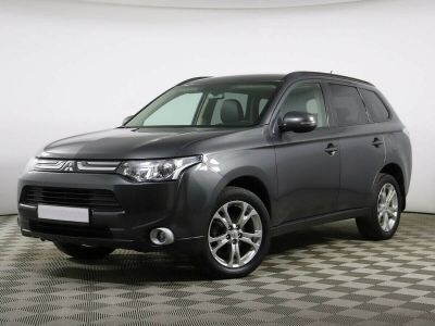 Mitsubishi Outlander, 2.0 л, CVT, 2014 фото 3