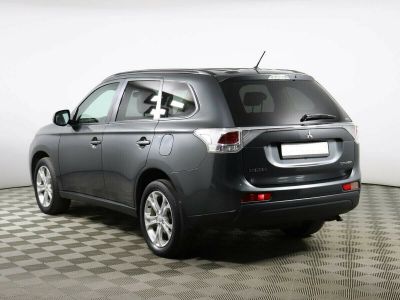 Mitsubishi Outlander, 2.0 л, CVT, 2014 фото 5