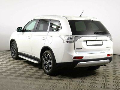 Mitsubishi Outlander, 2.4 л, CVT, 2014 фото 6