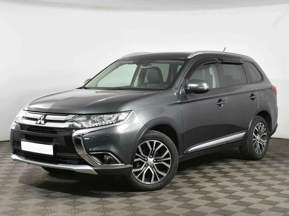 Mitsubishi Outlander, 2.4 л, Вариатор, 2015 фото 3