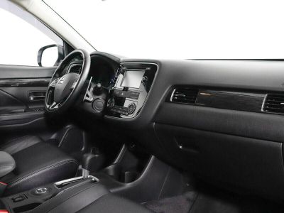 Mitsubishi Outlander, 2.4 л, CVT, 2016 фото 9