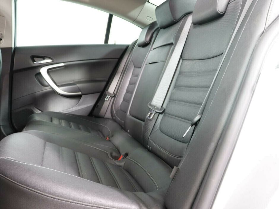 Opel Insignia, 1.6 л, АТ, 2015 фото 8