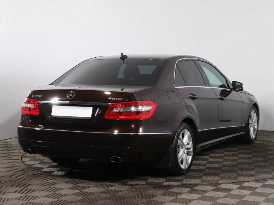 Mercedes-Benz E-Класс, 3.5 л, АТ, 2010 фото 6