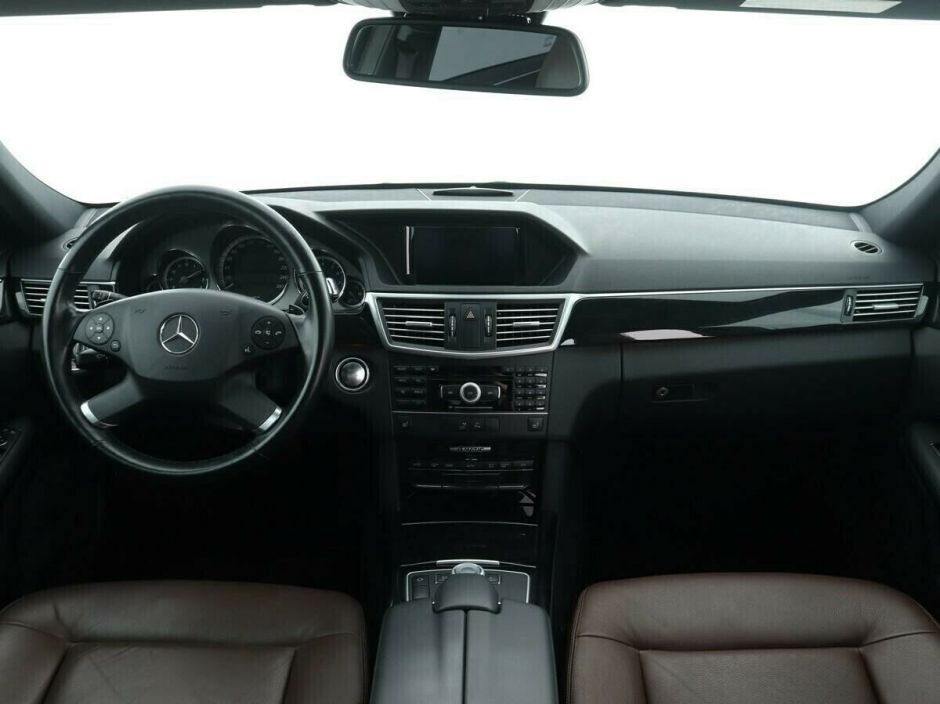 Mercedes-Benz E-Класс, 3.5 л, АТ, 2010 фото 7