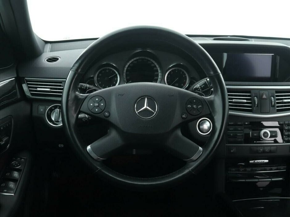 Mercedes-Benz E-Класс, 3.5 л, АТ, 2010 фото 9