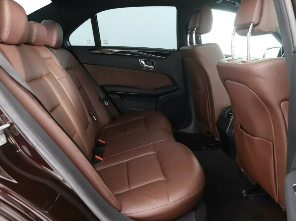 Mercedes-Benz E-Класс, 3.5 л, АТ, 2010 фото 10