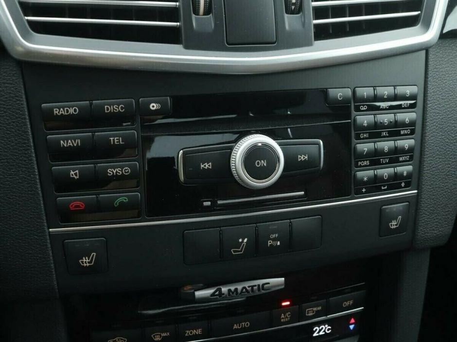 Mercedes-Benz E-Класс, 3.5 л, АТ, 2010 фото 11