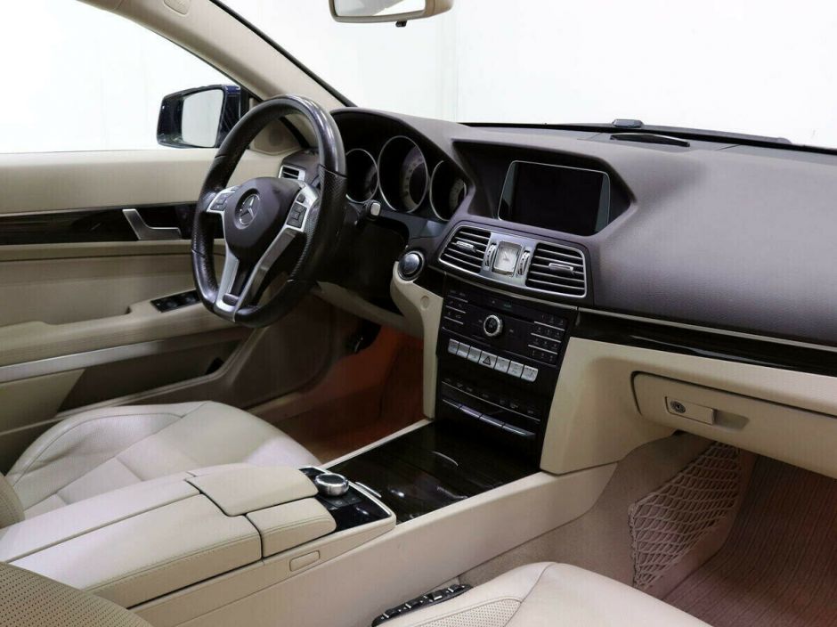 Mercedes-Benz E-Класс, 2.0 л, АТ, 2016 фото 7