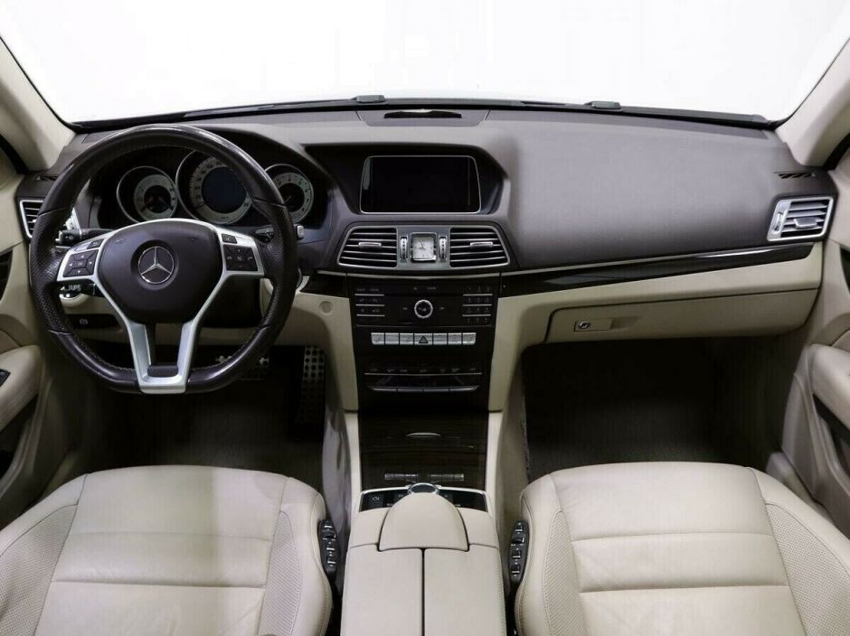 Mercedes-Benz E-Класс, 2.0 л, АТ, 2016 фото 8