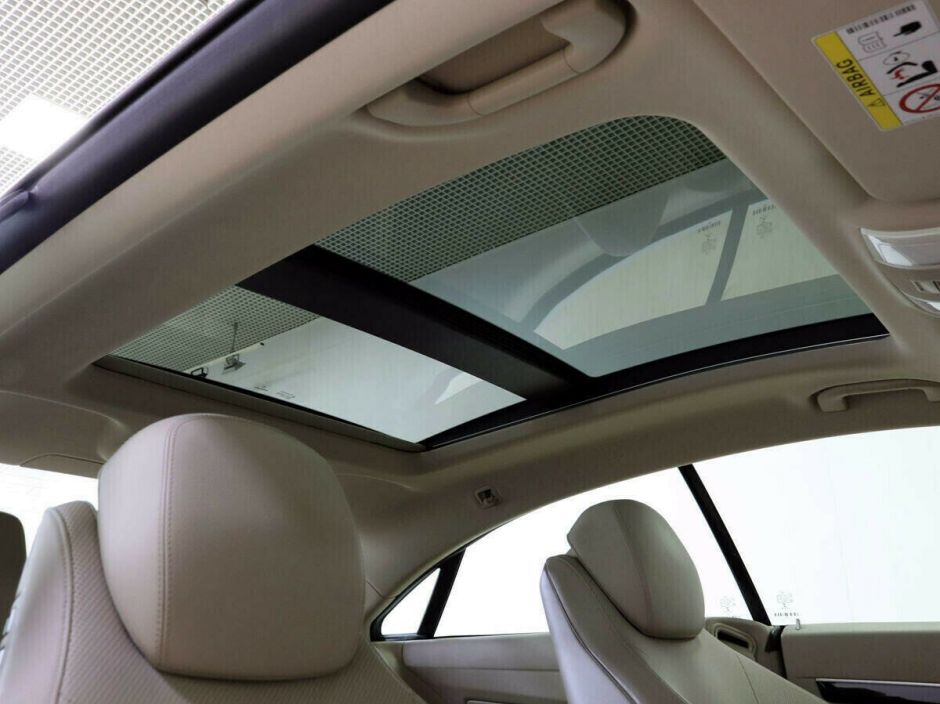 Mercedes-Benz E-Класс, 2.0 л, АТ, 2016 фото 11