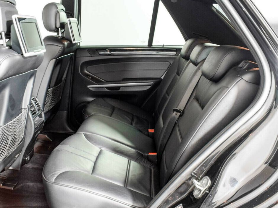 Mercedes-Benz M-Класс, 3.5 л, АТ, 2010 фото 1