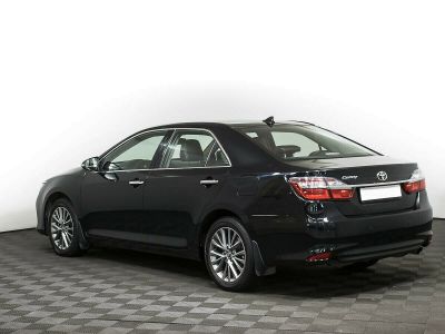 Toyota Camry, 2.5 л, АКПП, 2017 фото 5