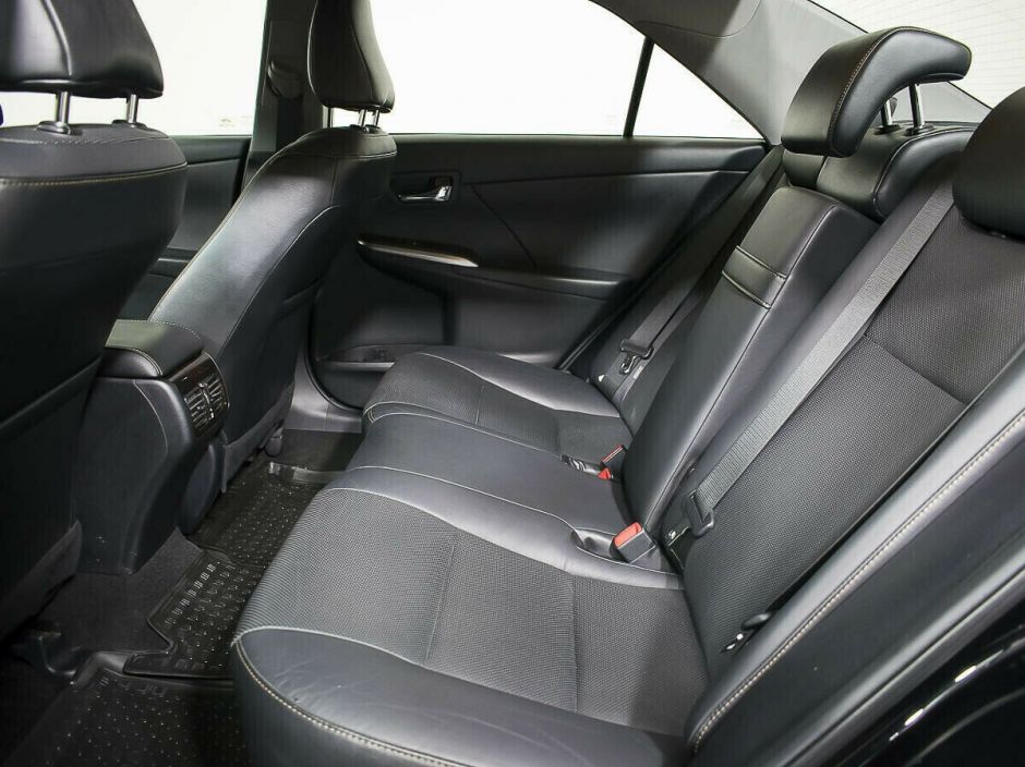 Toyota Camry, 2.5 л, АТ, 2017 фото 11