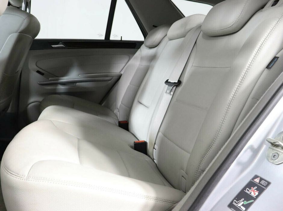 Mercedes-Benz M-Класс ML 350 4MATIC, 3.0 л, АТ, 2011 фото 9