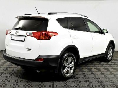 Toyota RAV4, 2.2 л, АКПП, 2013 фото 5