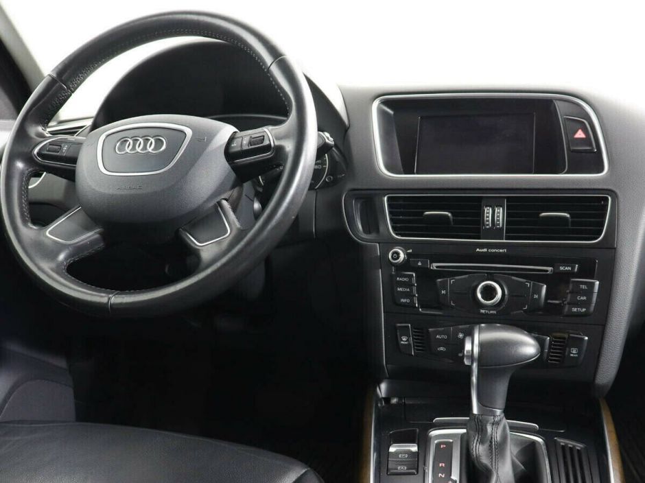 Audi Q5, 2.0 л, АТ, 2012 фото 1