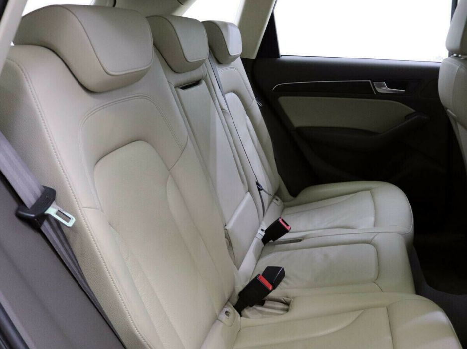 Audi Q5, 2.0 л, АТ, 2012 фото 2