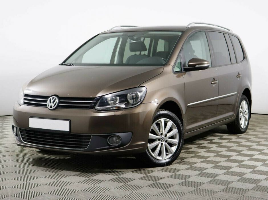 Volkswagen Touran, 1.4 л, Робот, 2011 фото 3