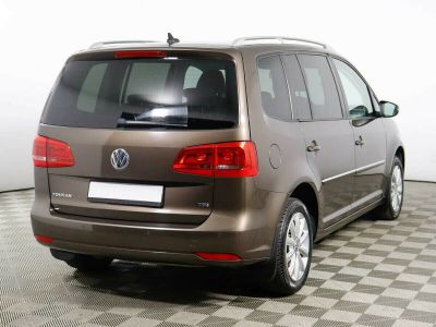 Volkswagen Touran, 1.4 л, РКПП, 2011 фото 5