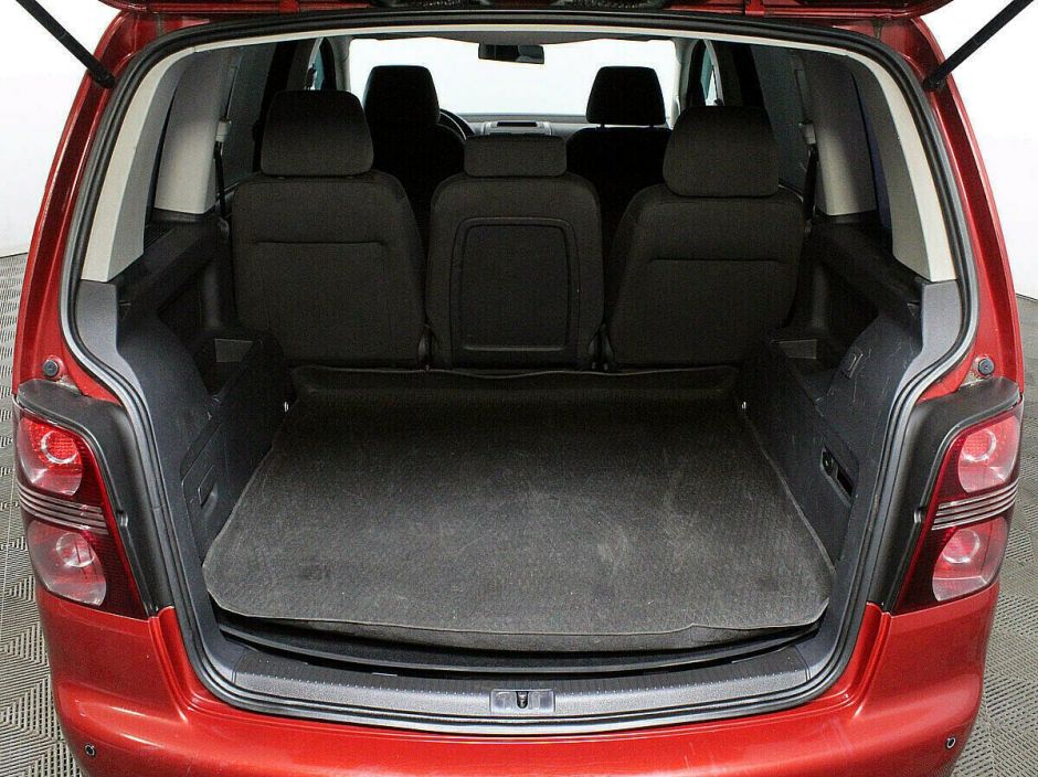 Volkswagen Touran, 1.4 л, Робот, 2007 фото 2