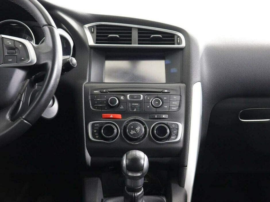 Citroen DS4, 1.6 л, МТ, 2013 фото 7
