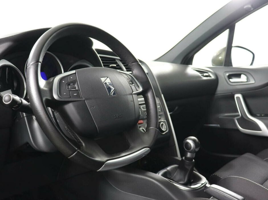 Citroen DS4, 1.6 л, МТ, 2013 фото 2