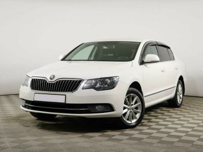 Skoda Superb, 1.8 л, РКПП, 2013 фото 3