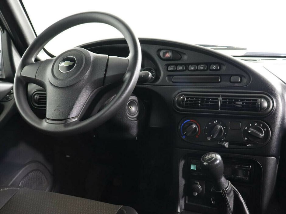 Chevrolet Niva, 1.7 л, МТ, 2015 фото 8