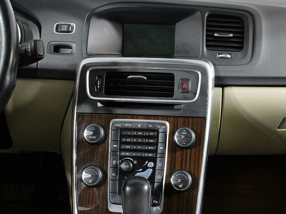 Volvo S60, 1.6 л, Робот, 2012 фото 2