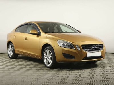 Volvo S60, 1.6 л, РКПП, 2012 фото 4