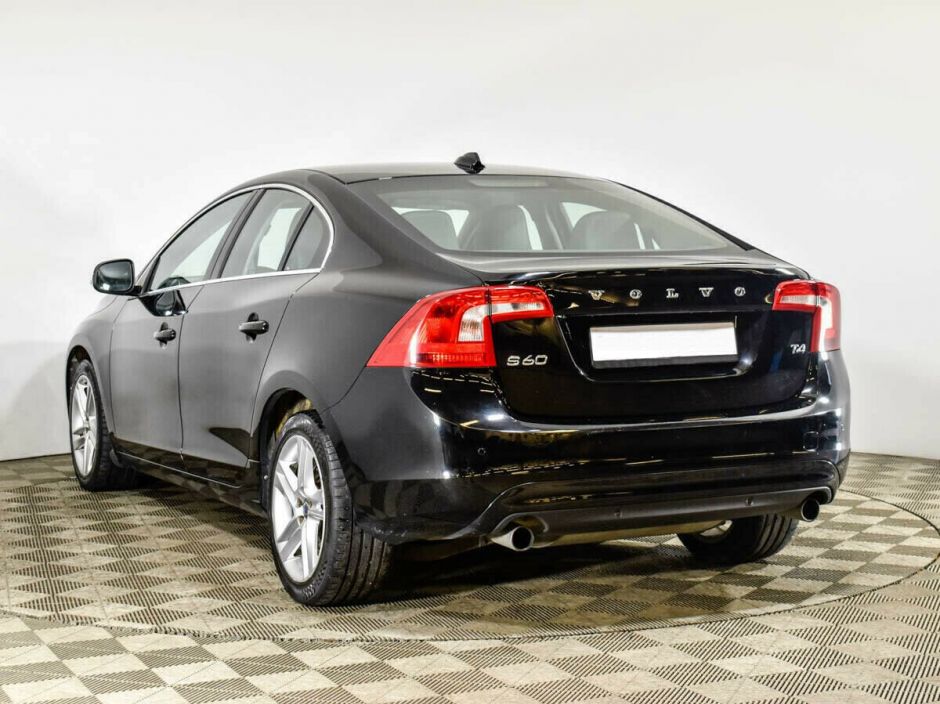 Volvo S60, 2.0 л, АТ, 2015 фото 5