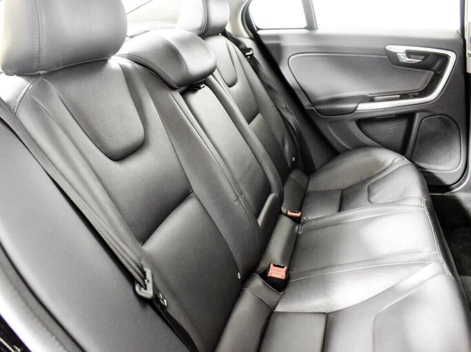 Volvo S60, 2.0 л, АТ, 2015 фото 1