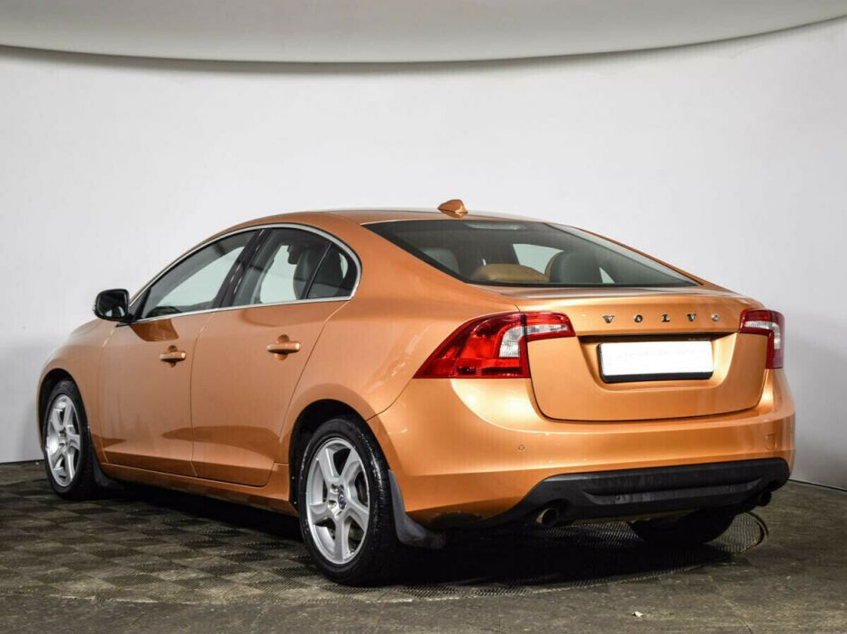 Volvo S60, 1.6 л, Робот, 2012 фото 6