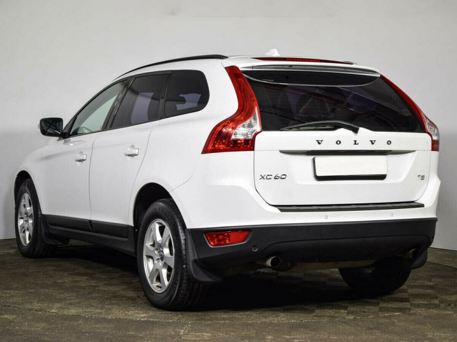 Volvo XC60, 2.0 л, Робот, 2012 фото 6