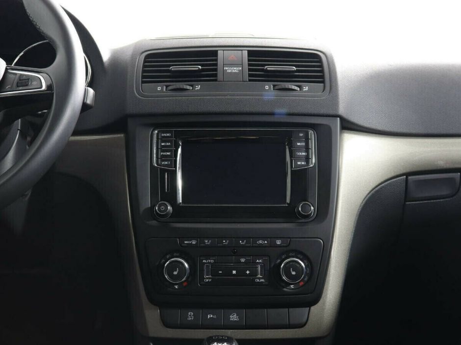 Skoda Yeti, 1.8 л, Робот, 2014 фото 7